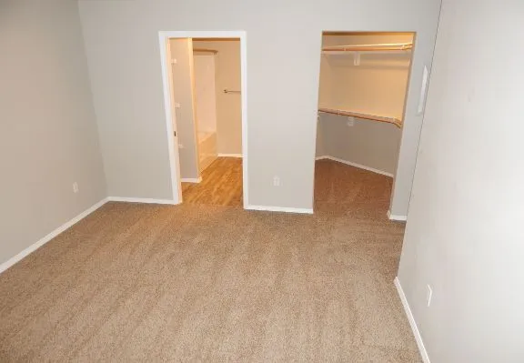 3 Bedroom Walk-in Closet 2